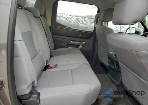 2022 Toyota Tundra Crewmax Sr z USA, uszkodzony, nr VIN 5TFLA5DB4NX044195